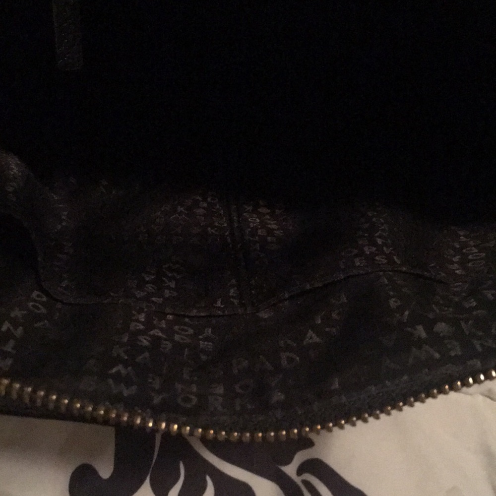 SOLD Kate Spade Handbag - Picture 5 of 7